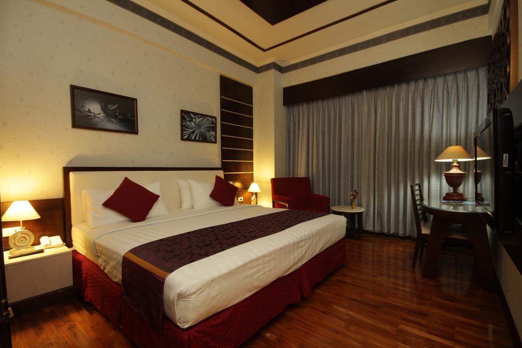Hotel Maharadja Jakarta Ngoại thất bức ảnh