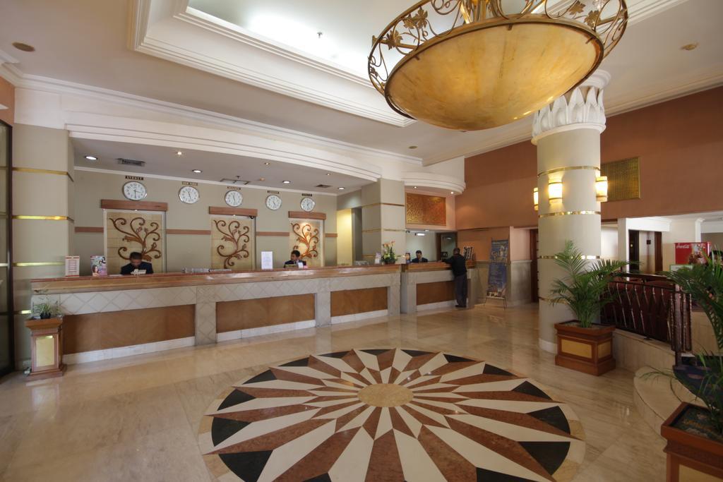 Hotel Maharadja Jakarta Ngoại thất bức ảnh